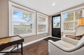 Modern Waterfront Cottage on Grand River 4BR - 2