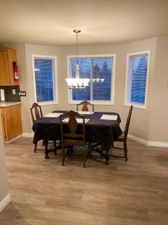 All the comforts of Home in beautiful Orchard, Washington - 1
