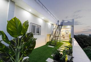 Studio Wanderlust Pool Table Projector Games Views - 2