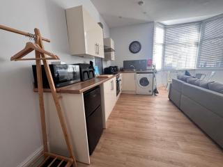 St Leger Apartment - 6