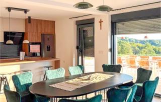 Stunning Home In Bukovica Utinjska With Sauna - 7