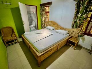 Beach Garden Guest House - 9