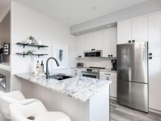 Beautiful 2 bedroom town home in Sunrise Ridge - 7
