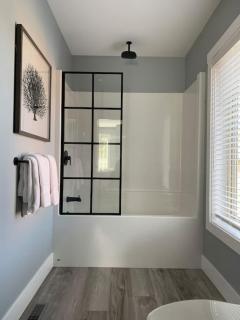 Beautiful 2 bedroom town home in Sunrise Ridge - 3