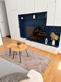 Old Town Elegance - Premium Stylish Poznań Stay - 4