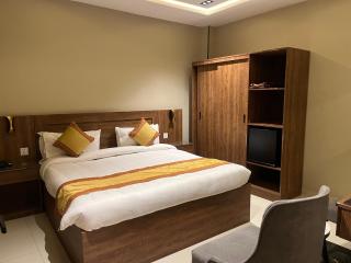 Marigold Hotel Sialkot - 8
