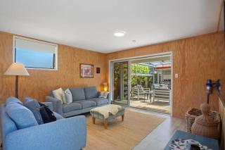 The Hideaway at Whanga - Entire Property - 6