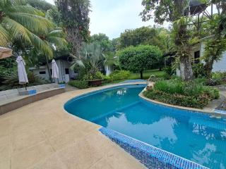 Hotel La Villa - 1
