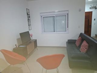 Casa a 30 m da Praia da Ferrugem - 2 Vagas - 8