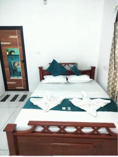 EB Home Stay - 0
