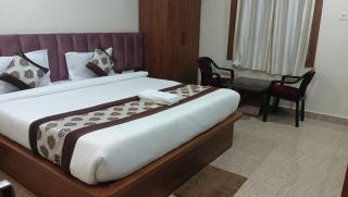 Hotel O Deepak Inn - 8
