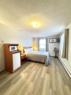 Route 81 Lodge Unit 4 - 6