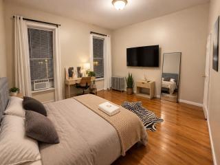 4 BD Spacious Family Unit - 8