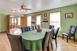 'WillowField' Fire Pits, Game Room & Group Fun - 4