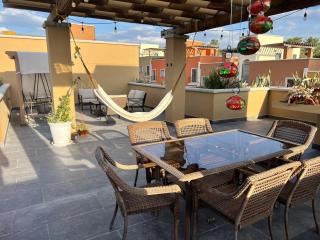Luxury Rooftop Residence with Pool, Gym and Green Spaces - 6