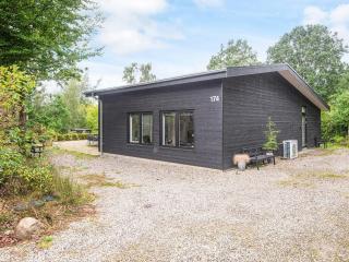 5 star holiday home in Fårvang - 2