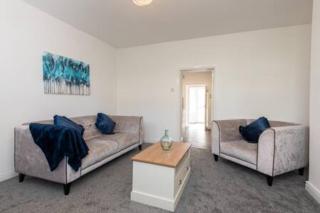 Toast Stays - The Merrington Fold - 7