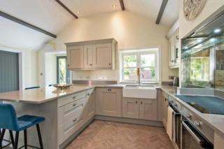 Toast Stays - East Farm Cottage - 3