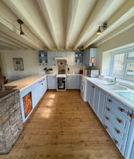 Toast Stays - Woodbine Cottage - 1