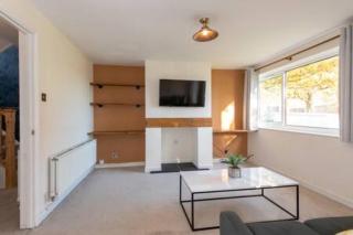 Toast Stays - The Hallington - 6