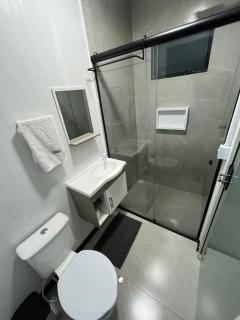 Flat Container com cama de casal e colchão solteiro no chão para até 3 pessoas à 3 km centro Brusque e 2 km hospital Azambuja - 3