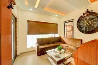 Super Collection O ISKCON Radha Govind Formerly Hotel Shivom - 5