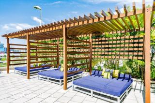 Hang Ten- Large Townhome lux amenities parking - 8