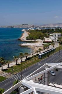 Coral Hotel Athens - 8