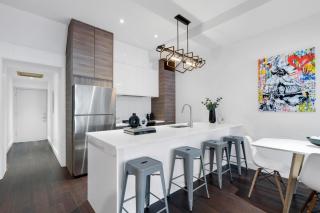 LiV MTL Soho Spacious Rooftop Suites Groups Near Downtown Montréal - 2