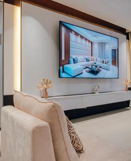 LaRose Royal Luxury Apartment - Modern Eleganc - Kampala - 1