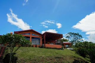 Stunning Views from Coffee Country Villa - 25 min to SJO - 3