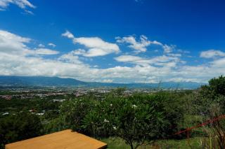 Stunning Views from Coffee Country Villa - 25 min to SJO - 9