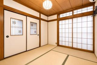 Momiji Hotel - 1