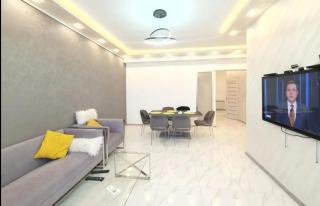 Bright & modern two-bedroom apartment - 0