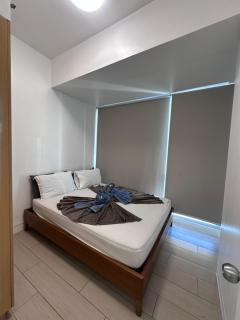 Mactan Newtown 2 Bedroom Suite OMP - 9