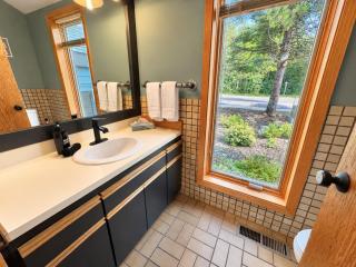 Lutsen Ski-In/Ski-Out Townhome | Pool, Gym, Sauna - 5