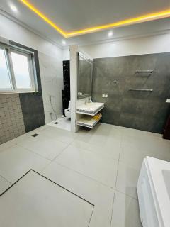 House 432 - 2