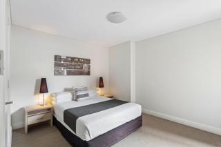 Parklane Apartments - 7
