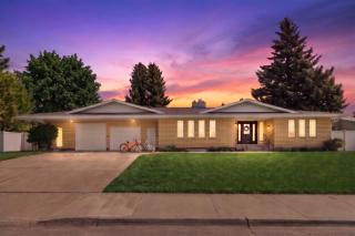 River Walk by KABINO View of Snake River Close to Idaho Falls Greenbelt Trail Hot Tub Fenced Yard - 7