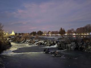 River Walk by KABINO View of Snake River Close to Idaho Falls Greenbelt Trail Hot Tub Fenced Yard - 3