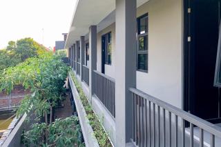 Urbanview Hotel The Soempono Sragen - 8