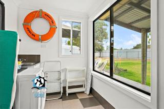The Surf Shack, A Stroll to Silver Sands - 1