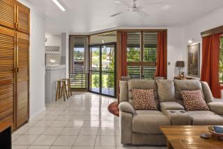Peaceful 2-Bedroom Property in Belvedere - 3