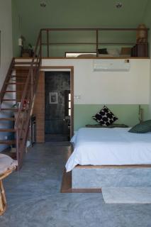 Tree Roots Retreat - 1