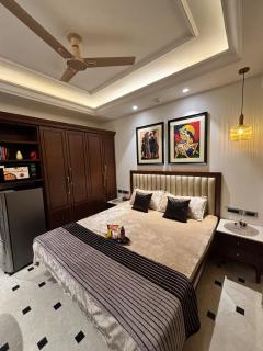 Welcome to The Golden Nest - 7