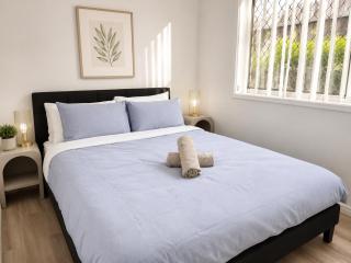 Simple and Comfy Family Home between BNE and Ipswich - Holiday Home - 6
