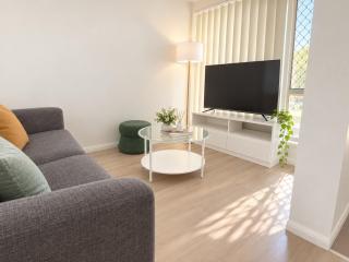 Simple and Comfy Family Home between BNE and Ipswich - Holiday Home - 4
