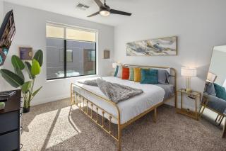 Escape To The Sage Room 2 BR Suite Tempe Town Lake - 7