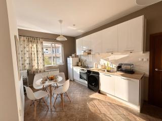 Classic Central Apartment - 4