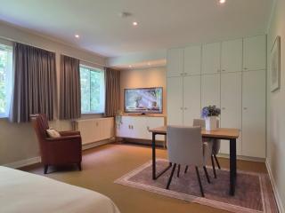 Park Elyseum Private Stay - Turnhout - 9